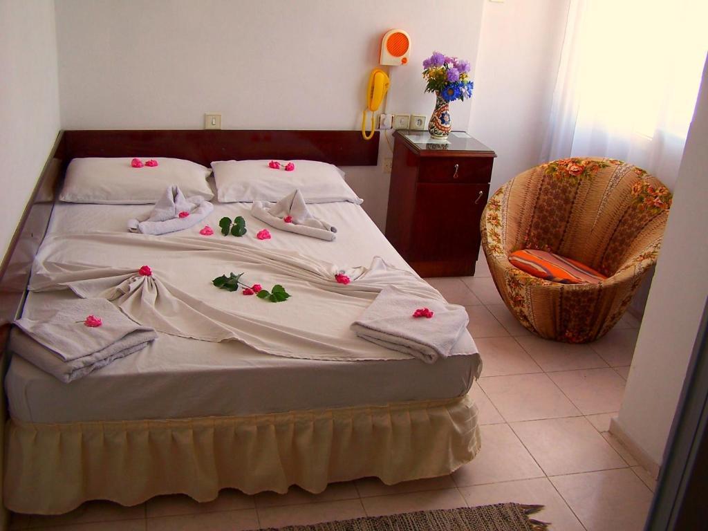 Villa Fortin Pension Кушадасъ Стая снимка