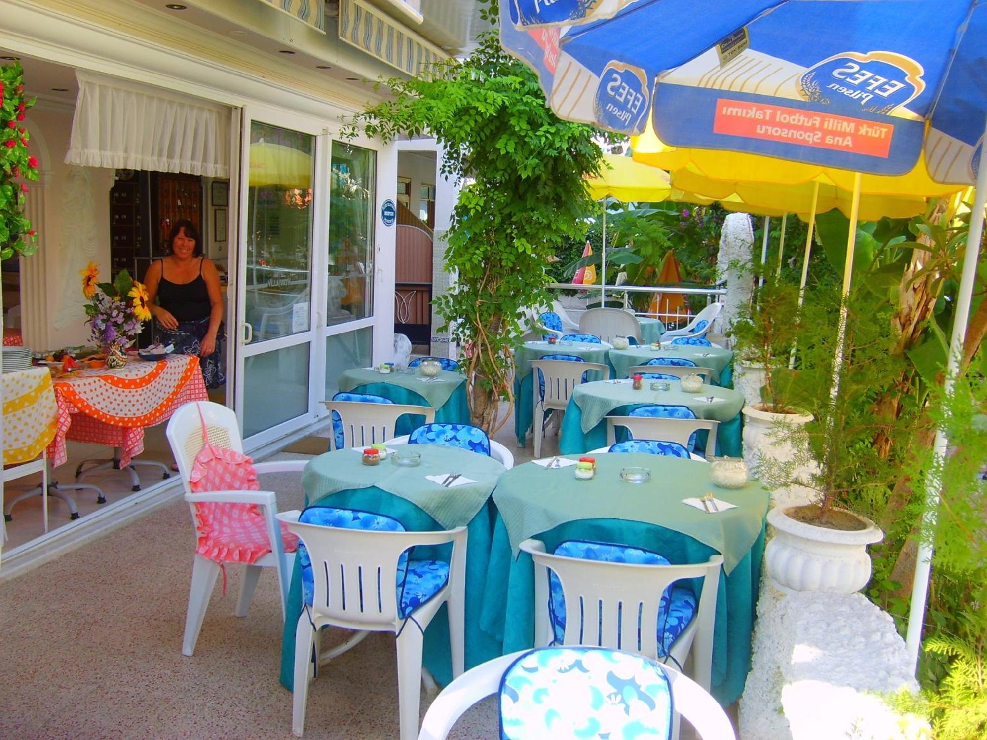 Villa Fortin Pension Кушадасъ Екстериор снимка