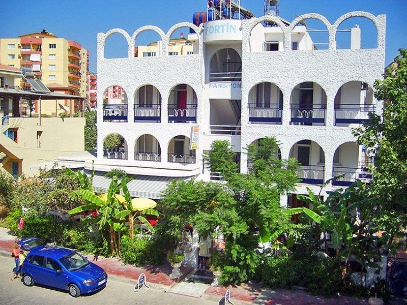 Villa Fortin Pension Кушадасъ Екстериор снимка
